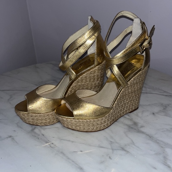 Michael Kors Wedges - Picture 3 of 5